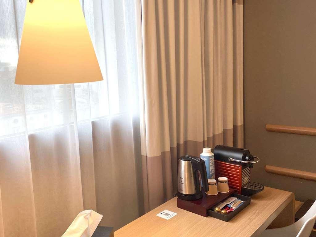 Ibis Bordeaux Centre Bastide Hotel Værelse billede