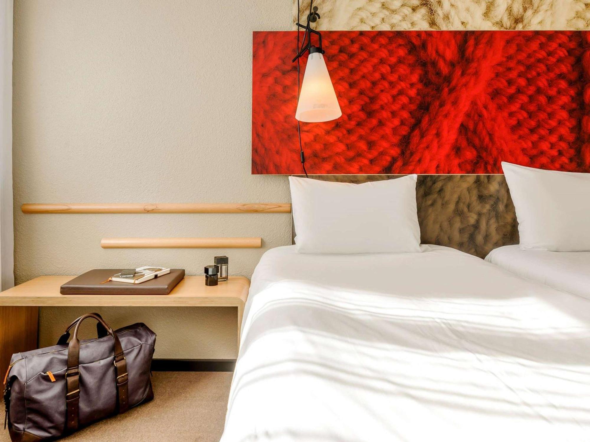 Ibis Bordeaux Centre Bastide Hotel Eksteriør billede