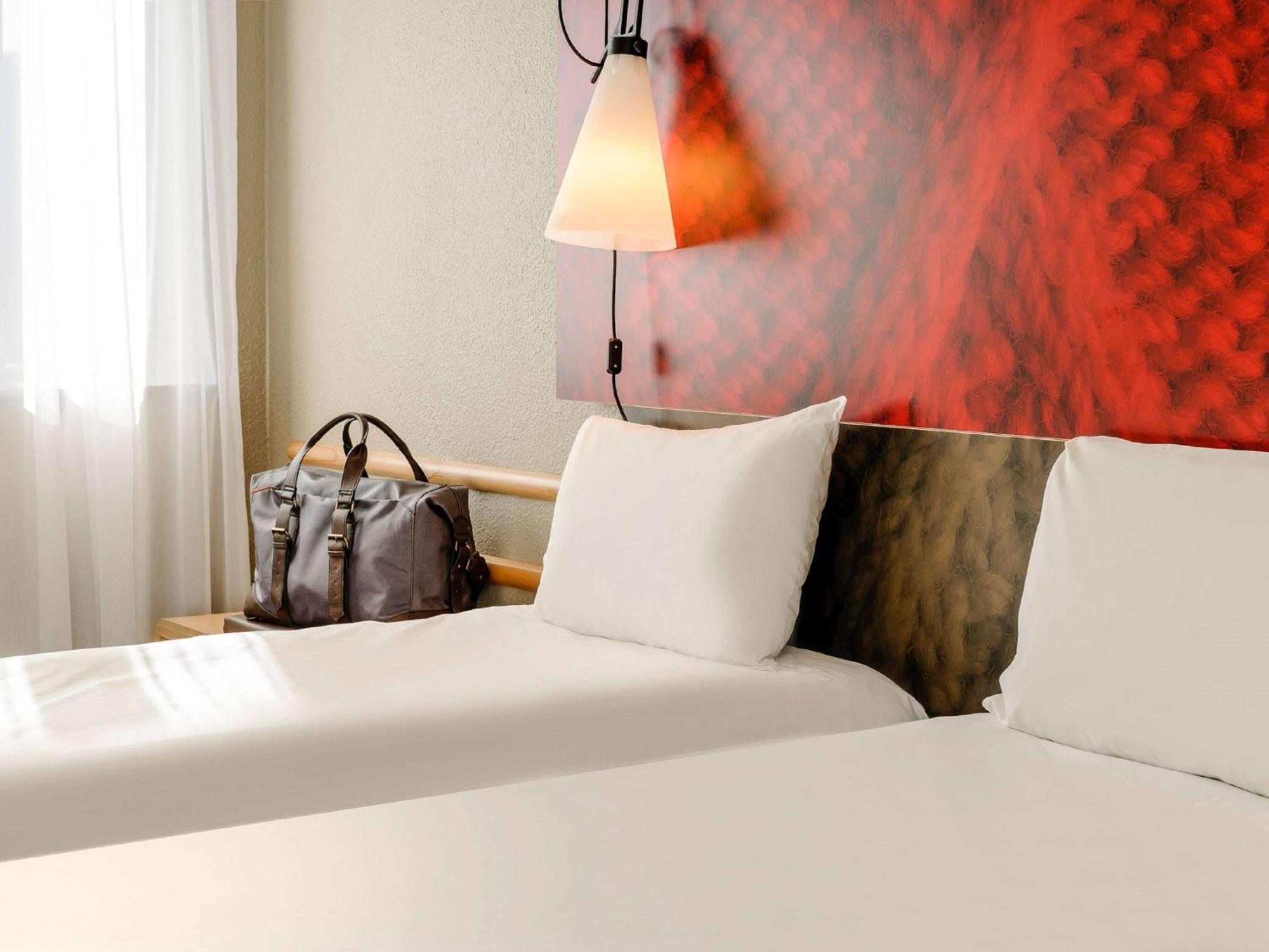 Ibis Bordeaux Centre Bastide Hotel Eksteriør billede