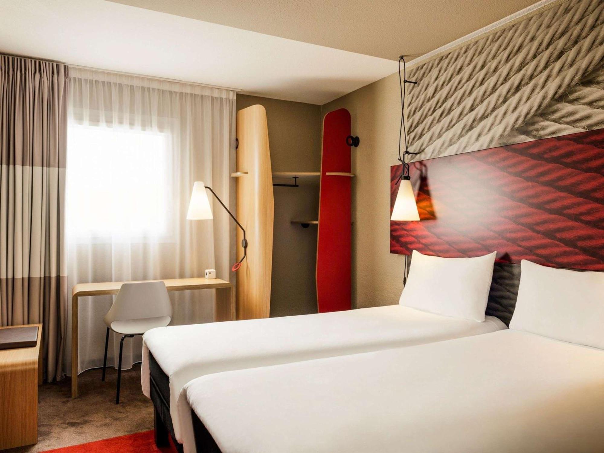 Ibis Bordeaux Centre Bastide Hotel Eksteriør billede